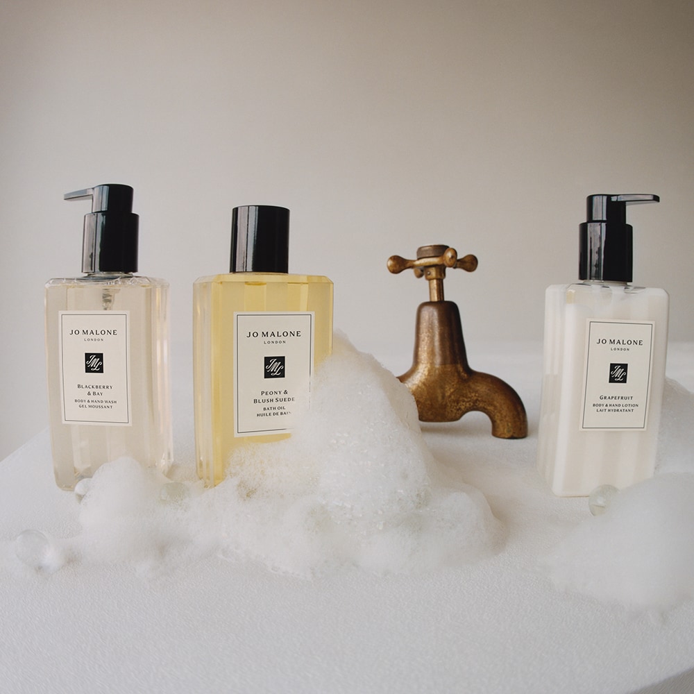Peony & blush suede bath 2025 oil